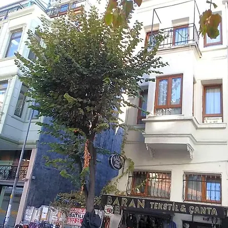 Baran Aparts 4* İstanbul